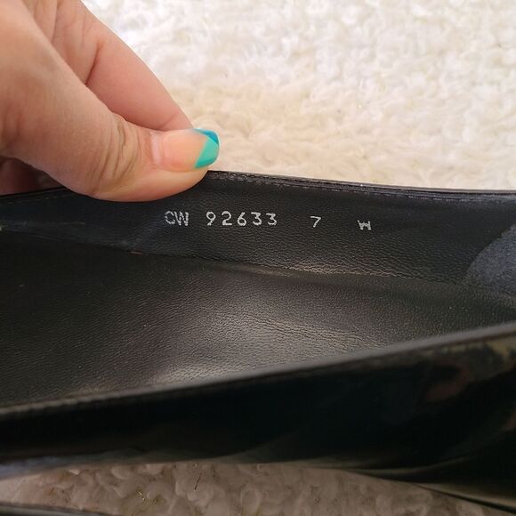 Stuart Weitzman Patent Peep-toe Buckle Flats - Picture 4 of 10